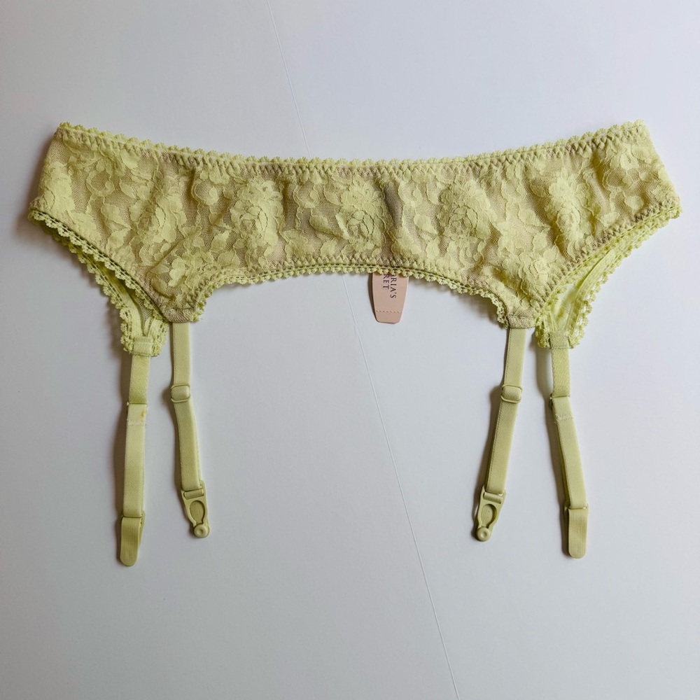 Victoria's Secret Very Sexy Mint Green Lace Garter Belt M/L NWT Strappy Lingerie